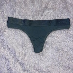 NEW victoria’s secret thong